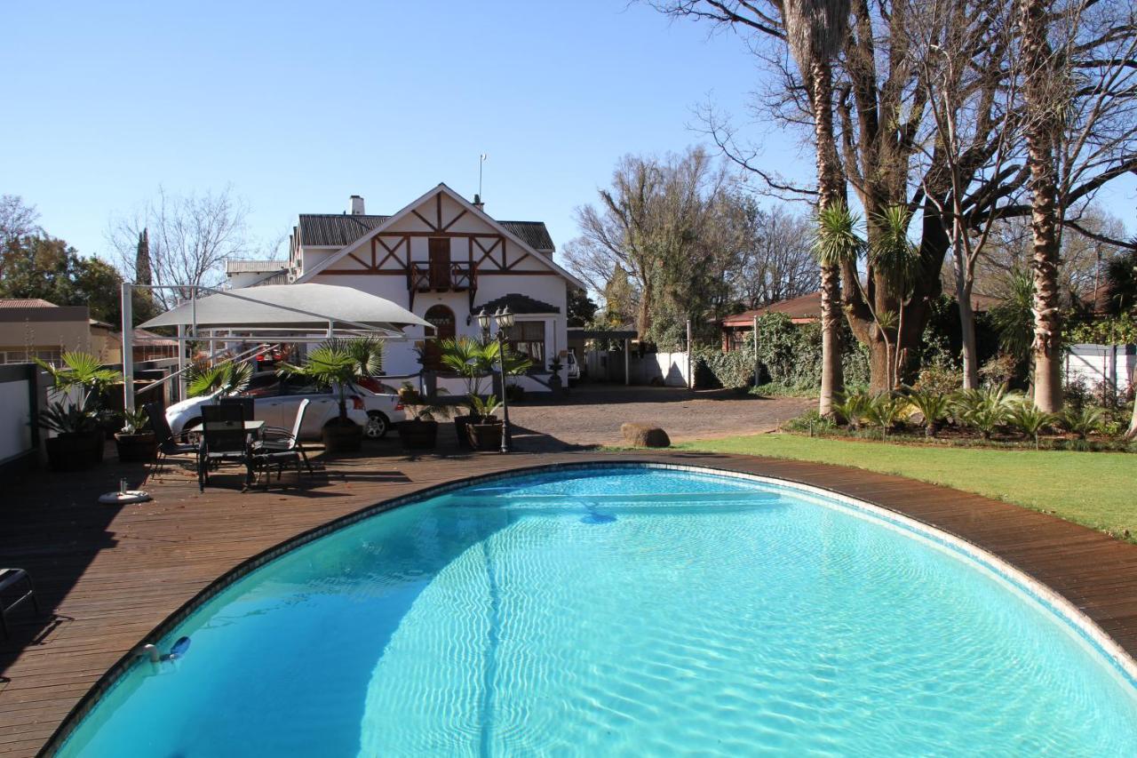 The Oak Potch Guesthouse Potchefstroom Dış mekan fotoğraf