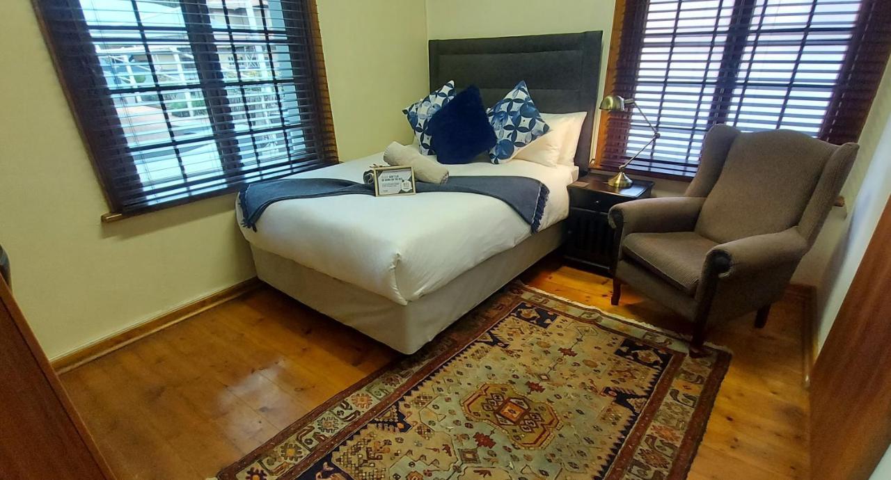 The Oak Potch Guesthouse Potchefstroom Dış mekan fotoğraf